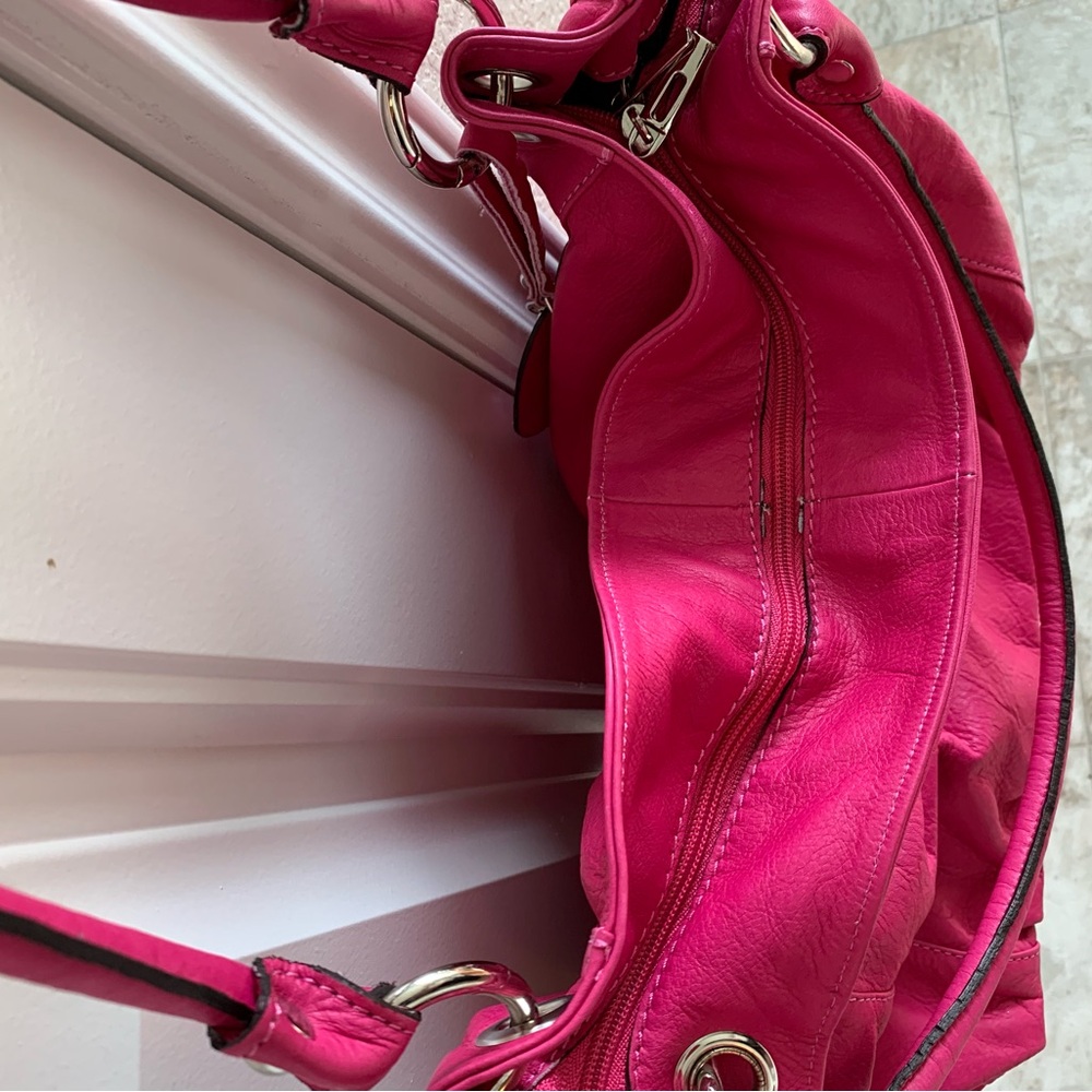 Italian designer Vera Pelle Soft Italian leather magenta hot pink large purse - Picture 5 of 11